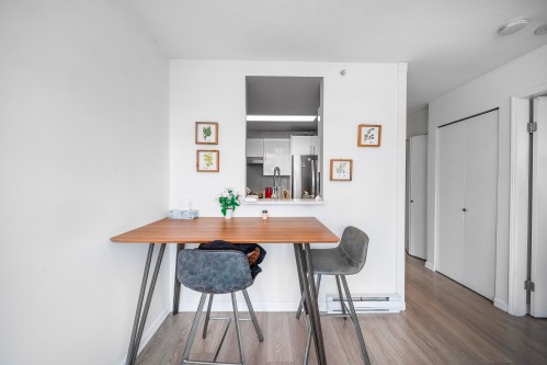 1604-811 Helmcken Street, Vancouver, BC 