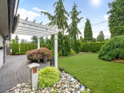 5231 1 Avenue  Delta, BC V4M 1B4