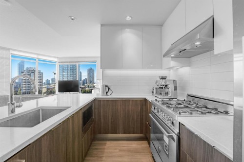 1104-4900 Lennox Lane, Burnaby, BC 