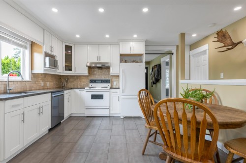 20214 Wanstead Street, Maple Ridge, BC 