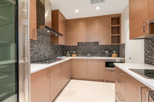 1243 Chartwell Place, West Vancouver, BC 