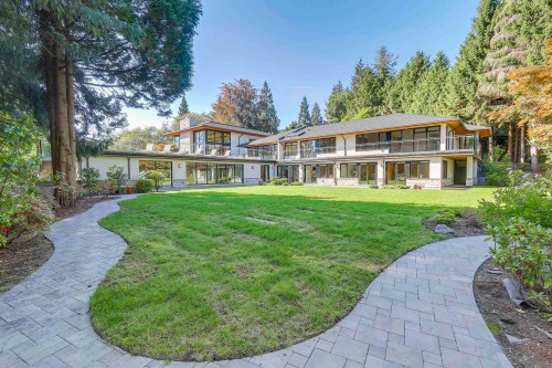1243 Chartwell Place, West Vancouver, BC 