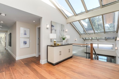 1243 Chartwell Place, West Vancouver, BC 