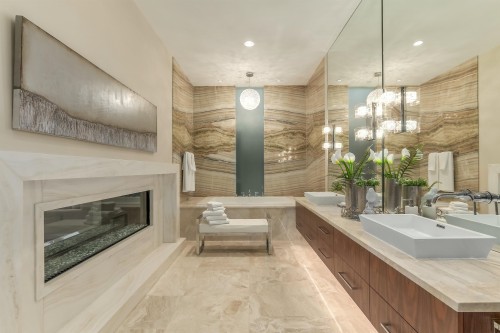 1243 Chartwell Place, West Vancouver, BC 