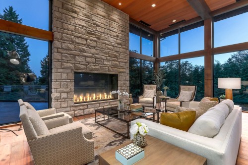 1243 Chartwell Place, West Vancouver, BC 