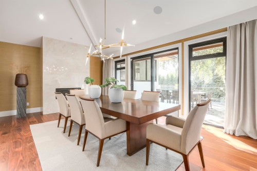 1243 Chartwell Place, West Vancouver, BC 