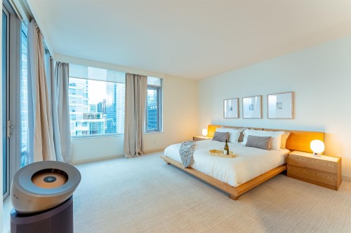 1402-1169 Cordova Street W, Vancouver, BC 