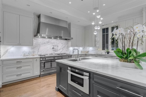 1126 Wolfe Avenue, Vancouver, BC 