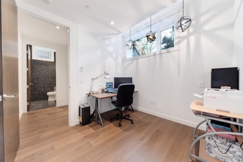 3781 24Th Avenue W, Vancouver, BC 