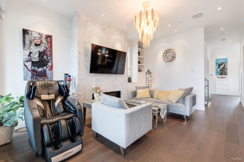 3781 24Th Avenue W, Vancouver, BC 