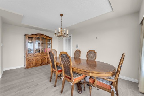 1368 Tyrol Road, West Vancouver, BC 