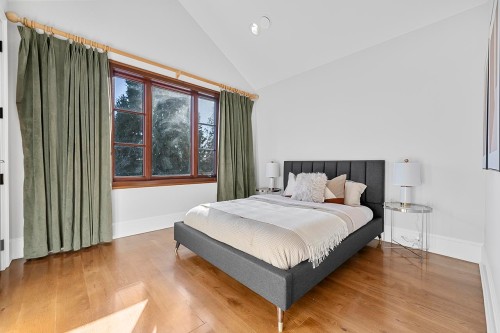 4085 36Th Avenue W, Vancouver, BC 