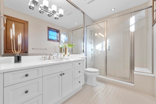 4085 36Th Avenue W, Vancouver, BC 