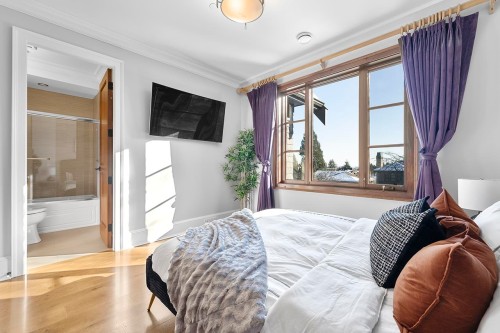 4085 36Th Avenue W, Vancouver, BC 