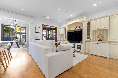 4085 36Th Avenue W, Vancouver, BC 