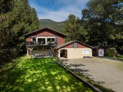 1553 Fraser Road  Pemberton, BC V0N 2L0
