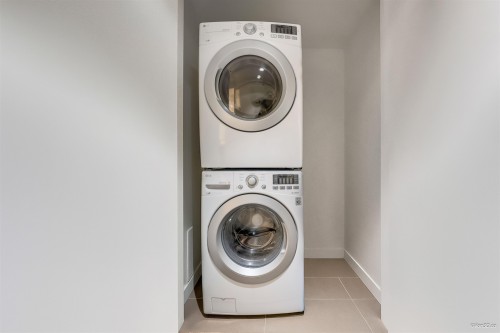 209-9060 University Crescent, Burnaby, BC 