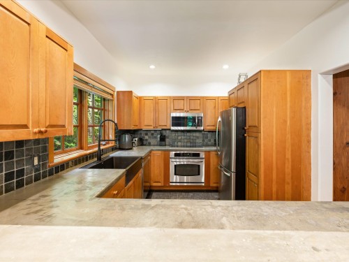 6-2240 Nordic Drive, Whistler, BC 