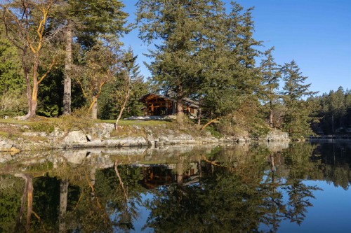 B Turnagain Island, Halfmoon Bay, BC 