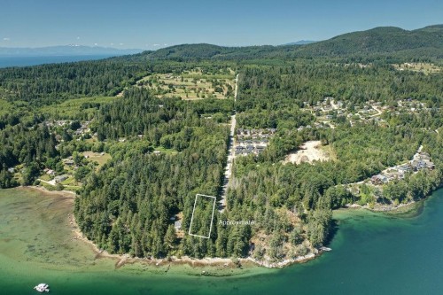 6051 Kingfisher Avenue, Sechelt, BC 
