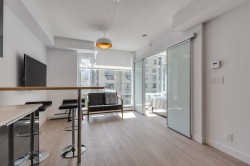 1206-1283 Howe Street  Vancouver, BC V6Z 0E3