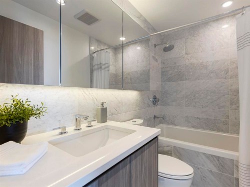 4708-4730 Lougheed Highway, Burnaby, BC 