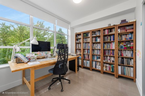 310-6333 West Boulevard, Vancouver, BC 