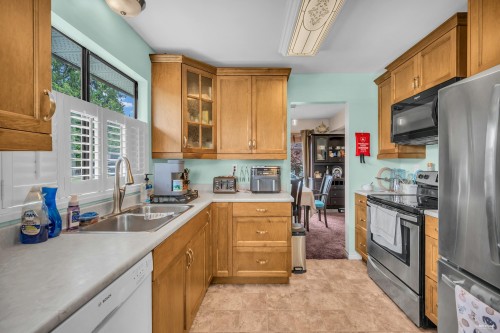 835 Alder Place, Port Coquitlam, BC 