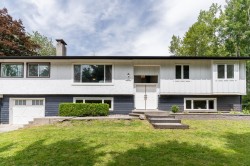 24991 100 Avenue  Maple Ridge, BC V2W 1S3