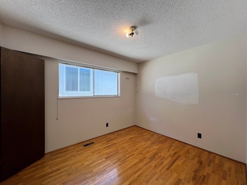 235 62Nd Avenue E, Vancouver, BC 