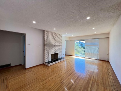 235 62Nd Avenue E, Vancouver, BC 