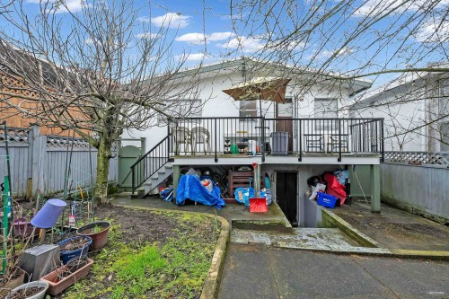 235 62Nd Avenue E, Vancouver, BC 