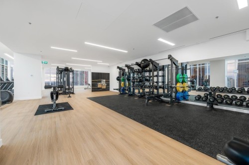 1303-6511 Sussex Avenue, Burnaby, BC 