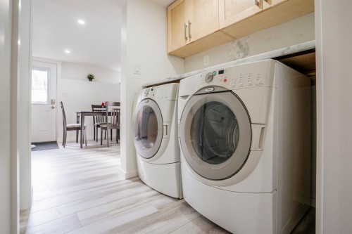 2813 St Johns Street, Port Moody, BC 