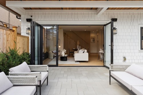 4868 Dumfries Street, Vancouver, BC 