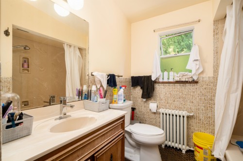 1371 Mathers Avenue, West Vancouver, BC 