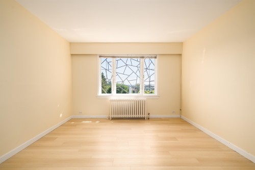 1371 Mathers Avenue, West Vancouver, BC 