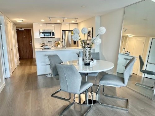 816-3328 Carscallen Road, Richmond, BC 