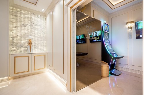 1121 Crestline Road, West Vancouver, BC 