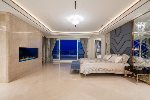 1121 Crestline Road, West Vancouver, BC 