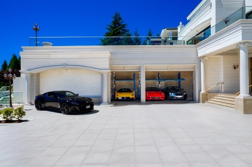 1121 Crestline Road, West Vancouver, BC 