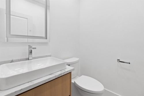 4379 Ross Crescent, West Vancouver, BC 