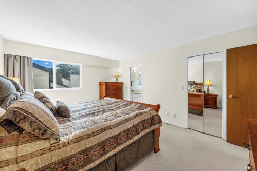 7331 Lismer Avenue, Richmond, BC 