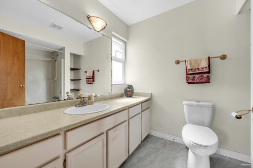 7331 Lismer Avenue, Richmond, BC 