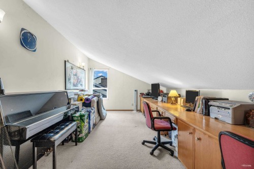 7331 Lismer Avenue, Richmond, BC 