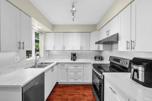 7331 Lismer Avenue, Richmond, BC 