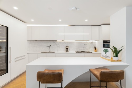 4906-1480 Howe Street, Vancouver, BC 