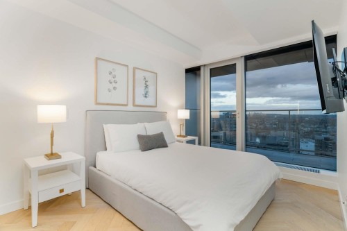 4906-1480 Howe Street, Vancouver, BC 