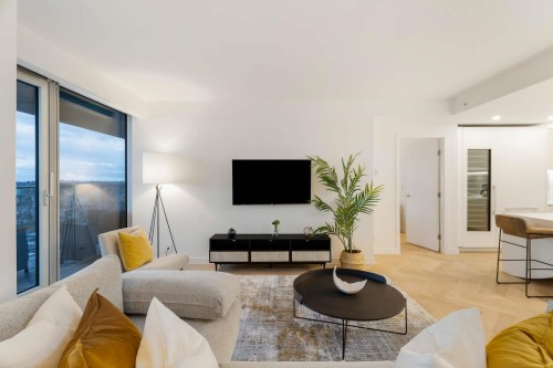 4906-1480 Howe Street, Vancouver, BC 