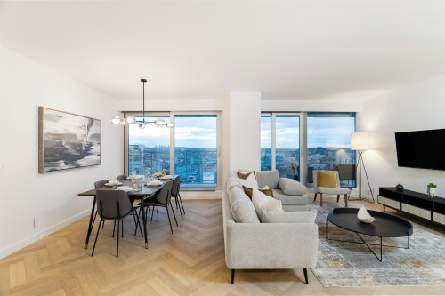 4906-1480 Howe Street, Vancouver, BC 